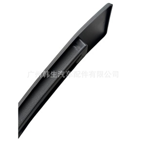 กรอบป้ายทะเบียนหน้ารถเทสลา รุ่น Y ระยะห่างรู 205 มม. แบบฝัง 1493100-00-B - Product Image 2