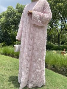 Conjunto Elegante de 2 Piezas para Mujer Musulmana, Abrigo de Lana con Cuentas de Flores y Vestido Interior de Satén con Mangas Largas, MSL881 - Product Image 4