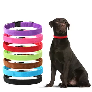 7 Farben 5 Größe Neueste Designer Samt Hunde halsband Samt Haustier Weiches bequemes Halsband für Hunde und Katzen