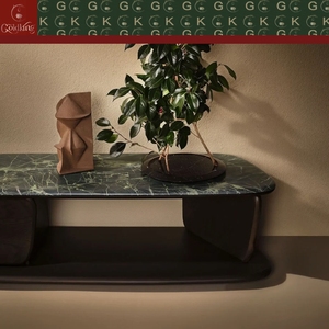 Console <span class=keywords><strong>TV</strong></span> GOLDKING moderne et minimaliste pour salon, en marbre Alpi, base sculpturale noir mat, fabrication CNC sur mesure OEM - Product Image 5