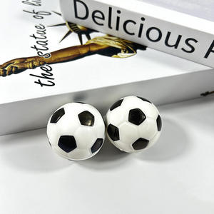 Vente en gros de mini balles anti-stress en mousse PU de 3,8 cm, entièrement imprimées, sur le thème du sport (football, basketball), jouet sensoriel à élasticité thermique, en vrac - Product Image 4