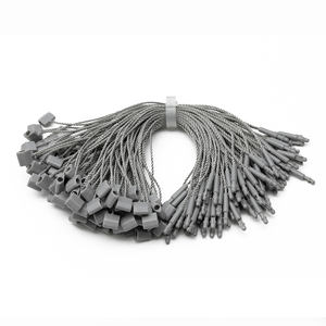 Étiquettes de taille pour vêtements en polyester avec boucle, noires et blanches, à suspendre, avec cordon - Product Image 1