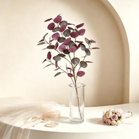 Fleurs décoratives, couronnes et plantes directement de l'usine, branches d'eucalyptus artificielles, branches d'arbres artificielles, décoration pour événements et mariages