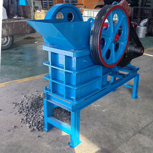 Topverkochte PE200X350 kleine dieselkaakbreker voor het vermalen van steen en beton - geëxporteerd naar Zuid-Afrika - Product Image 1