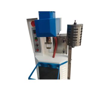 Machine à aplatir les empeignes de chaussures en cuir, moteur 380V 1.5KW - Product Image 1