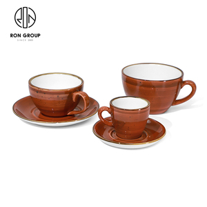 Bicchieri speciali di lusso in ceramica tè caffè <span class=keywords><strong>tazze</strong></span> in ceramica stoviglie all'ingrosso tazza ristoranti tè tazza in ceramica con piatto - Product Image 3