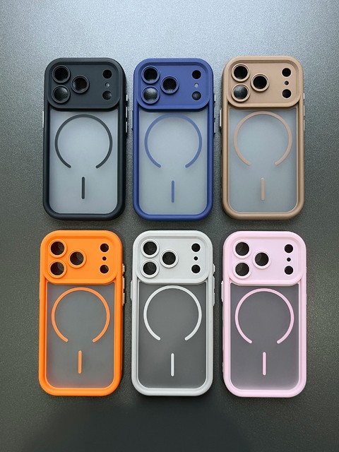 High-end Magnetic Wireless Charging Shockproof Transparent TPU+PC Phone Case for 17 16 15 14 13 Pro Max