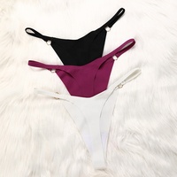 Sous-vêtements féminins personnalisés avec décoration en anneau métallique Culotte en forme de V Taille basse String Pantaletas Para Mujer Culotte pour femme