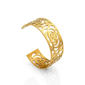 Chris April In Stock Vintage Design 316L Stainless Steel PVD Gold Plated Camellia Bangle Cuff Bracelet