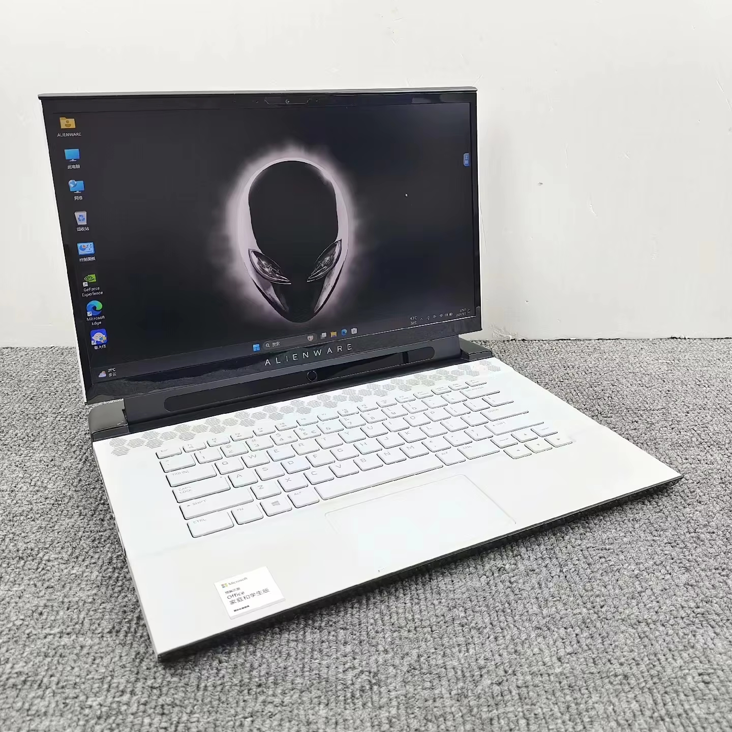 i7-9750H/RTX2080/】Alienware m15R2 4K対応（Dell Alienware M15 R2 