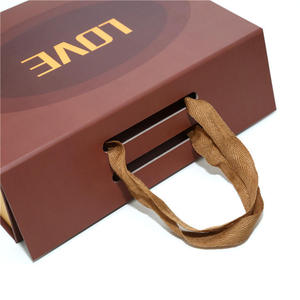 Custom Foldable Corrugated Cardboard Clothing Underwear Shoe <b>Box</b> with Ribbon Handle Wholesale Handbag Paper <b>Box</b> Packaging - Product Image 5