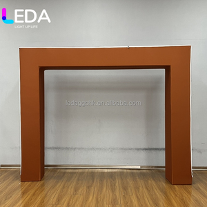 ซุ้มโค้งอลูมิเนียมอัลลอยด์ LEDA หุ้มผ้าสีขาว ประดับแจกันดอกไม้ สำหรับตกแต่งพิธีแต่งงานกลางแจ้ง - Product Image 5