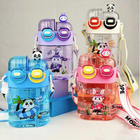 2025 nuevos niños doble pajita para beber Panda dibujos animados bebida agua vaso de plástico doble bebida Split Bin botella de agua con correa