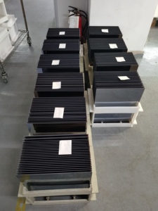 แผงโซลาร์เซลล์ A-Si Amorphous 5V ขนาด 100*60 มม. รับแสงแดดโดยตรง ความเข้มแสงสูง การส่งผ่านแสงต่ำ ไฟส่องสิ่งกีดขวางแบบเสา - Product Image 6