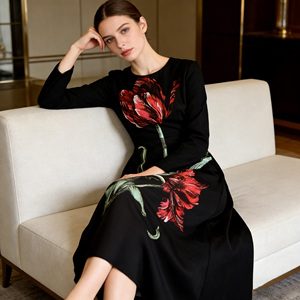 Nouvelle <span class=keywords><strong>robe</strong></span> <span class=keywords><strong>longue</strong></span> de soirée automne-hiver 2026, de haute qualité, pour femmes, imprimés floraux rouges et feuilles vertes, manches longues, <span class=keywords><strong>robe</strong></span> <span class=keywords><strong>longue</strong></span> noire XXL - Product Image 3