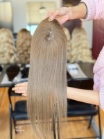 SHY Cheveux Humains Brun Foncé Qualité Supérieure Base Mono Raie Réaliste Effet Cuir Chevelu pour Femmes Fournisseur d'Usine