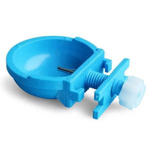 Nuevo bebedero de plástico <span class=keywords><strong>para</strong></span> conejos, bebedero <span class=keywords><strong>para</strong></span> roedores de conejitos <span class=keywords><strong>para</strong></span> <span class=keywords><strong>bebederos</strong></span> de granja avícola <span class=keywords><strong>para</strong></span> cría de conejos - Product Image 2