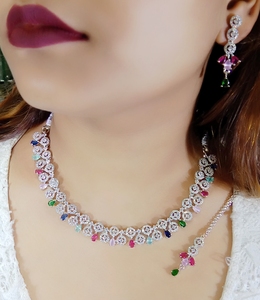 Collar con tachuelas de diamantes americanos chapado en oro de 24 quilates para mujer, pendientes Mang Tikka, producto hecho a mano a granel para regalos - Product Image 6