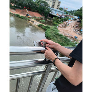 Débitmètre radar ultra-haute sensibilité 24GHz 24V mesure la vitesse de la <span class=keywords><strong>rivière</strong></span>/du tuyau CI allemands Amplificateur à faible <span class=keywords><strong>bruit</strong></span> Plastique OEM Liquide - Product Image 4