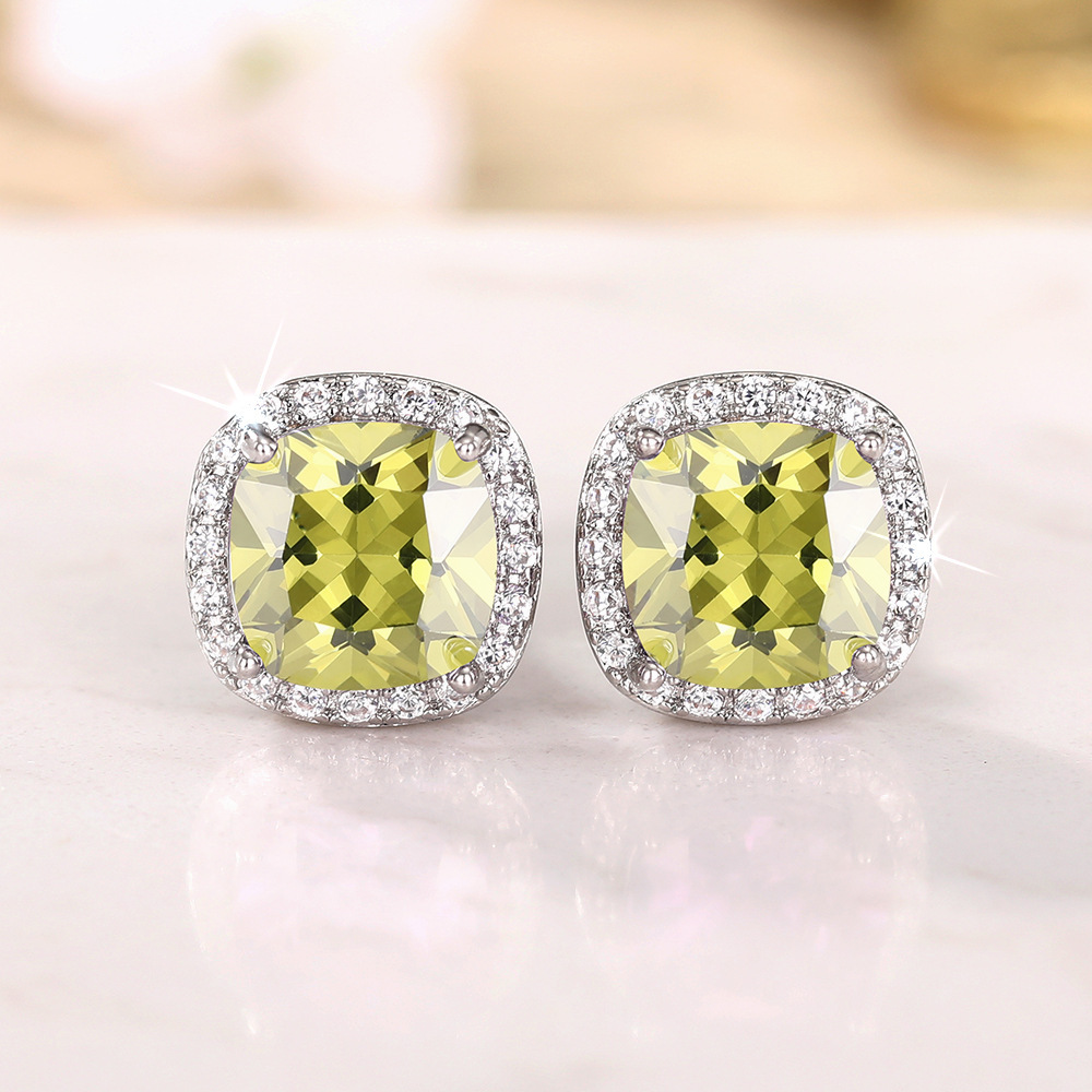 E3718 light green