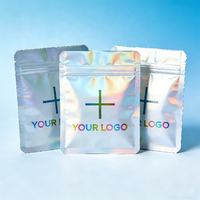 MOQ 200 pièces, nous prenons en charge les conceptions personnalisées de sacs surprises avec de petits thèmes, sac imprimé numérique, sac d'emballage holographique