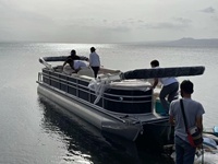 Bateau ponton de plaisance en aluminium à grande vitesse pour 17/19/21/23 pieds, idéal pour le tourisme et les loisirs familiaux, à vendre