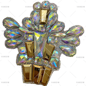 Nuovi costumi di carnevale reggiseno slip cintura <span class=keywords><strong>braccio</strong></span> appliques pezzi decorativi in ferro su pietra in resina - Product Image 1