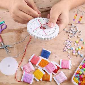 Set Educativo de Cuentas para Hacer Joyería SHJ para Niñas - Kit de Manualidades con Cuentas de Plástico para Hacer Collares y Pulseras de Conchas - Product Image 2