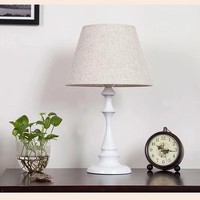 Lampe de table lampes de chevet nordique américain salon Simple moderne créatif chaud romantique chambre lampes de table