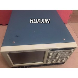 ออสซิลโลสโคปดิจิตอล Tektronix TDS6124C 12GHz 40GS/s 4 ช่องสัญญาณ - Product Image 1
