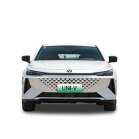 Chine Vente à chaud Changan Uni-V 1.5t 2.0t Sedan Univ Idd Hybrid Voiture électrique d'occasion