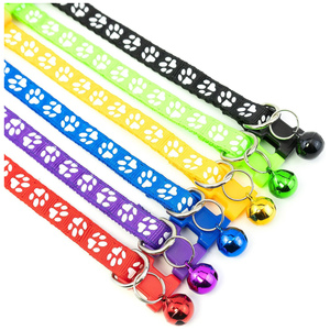 Collares Ajustables de 19-32 cm para Gatitos, Collar para Gatos con Hebilla de Seguridad, con Huella de Pata y Campana, Collar Seguro para Mascotas - Product Image 4