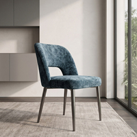 Chaise de salle à manger moderne minimaliste de style nordique, avec revêtement en velours, pieds en métal durables, design ergonomique