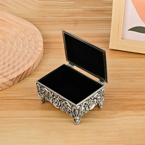 <b>Dropshipping</b> Shopify Nordic Vintage Metal Rose Jewelry Box Earring Necklace Ring Storage Display Organizer - Product Image 3