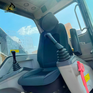 Excavatrice Volvo EC250D d'occasion, robuste et à faible consommation de carburant, pour le terrassement et le nivellement dans les projets routiers - Product Image 3