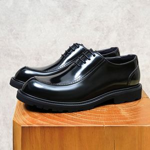 Customized Business Casual Leather Shoes for Men Washed-Out Sole Round <b>Toe</b> Round <b>Toe</b> Made by Hand for Export - Product Image 4