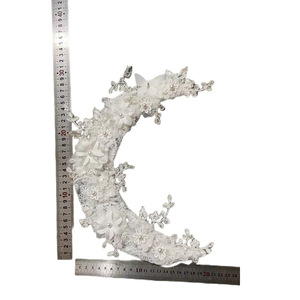 Décoration de gâteau en acrylique blanc « Lune et Douceur » pour la Saint-Valentin, la Fête des Mères, le Festival Qixi, la Journée de la Femme - Product Image 5