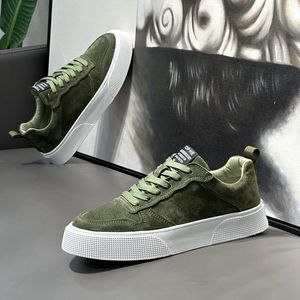 Wholesale Mens Casual Shoes Plus Size Flat Lightweight Fashion Low Top Breathable Sneakers Outdoor Trendy Walking Shoes For Men - Product Image 3