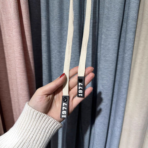 2026 nuovi <span class=keywords><strong>pantaloni</strong></span> KJ primavera estate <span class=keywords><strong>donna</strong></span> <span class=keywords><strong>pantaloni</strong></span> Casual in vita tinta unita elasticizzati <span class=keywords><strong>pantaloni</strong></span> larghi di seta <span class=keywords><strong>donna</strong></span> <span class=keywords><strong>pantaloni</strong></span> lunghi a gamba larga - Product Image 4