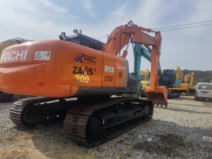 HANG KUI Hitachi Zx200 20 toneladas 90% nuevo Original Japón con EPA CE agrícola barato usado Hitachi Zx210 excavadora para excavar - Product Image 6