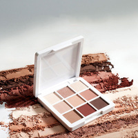 Palette de fards à paupières liquides scintillants foncés 9 couleurs avec formule waterproof longue tenue, poids net 5g