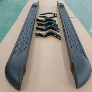 מדרגות צד מחומר PP וסגסוגת אלומיניום להילוקס רבו ויגו, במלאי - Product Image 2