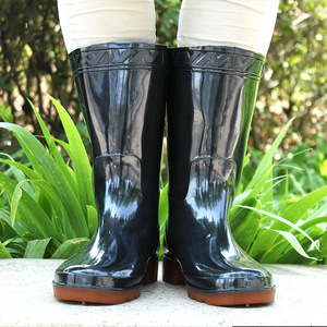 Botas de Lluvia de Goma Junjing Coffee Boot, Altura Media, Color Negro, Antideslizantes, para Trabajo - Product Image 2