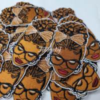 Patch brodé à repasser pour sac et vêtements, représentant une femme noire avec des lunettes, fille afro, patchs à coudre