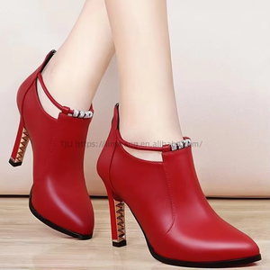 Vente en gros d'usine, escarpins rouges en PU à talons hauts, sangle en strass, chaussures de soirée pour femmes - Product Image 1