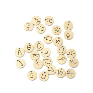 Moda hiçbir kararmaz paslanmaz çelik 26 İngilizce harfler tek delik özgünlük soyadı Pinyin kolye takı aksesuarları için