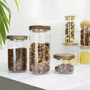 Bocal en verre borosilicate transparent avec couvercle en acacia pour l'emballage, le stockage et la conservation des aliments, des assaisonnements et des épices en cuisine - Product Image 6