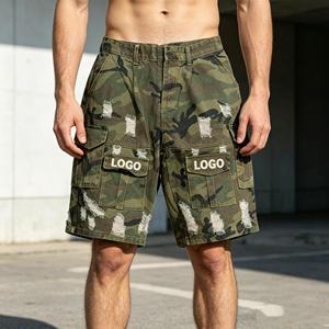 Pantalones cortos para hombre con logo personalizado, pantalones cargo de camuflaje, pantalones cortos Bermuda de lona rasgados de cintura media para hombre, pantalones cortos casuales transpirables para hombre - Product Image 1