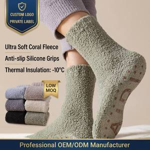 Chaussettes antidérapantes en polaire corail douce personnalisables avec logo, chaudes et épaisses, pour l'hiver, pour femmes et hommes, faible MOQ, OEM - Product Image 1