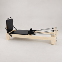 Machine de Pilates Reformer en chêne de qualité supérieure, durable, avec conception ergonomique ajustée, pour studio et usage commercial